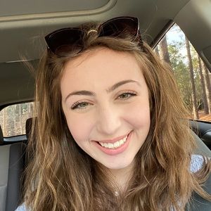 Meet your Posher, Catherine